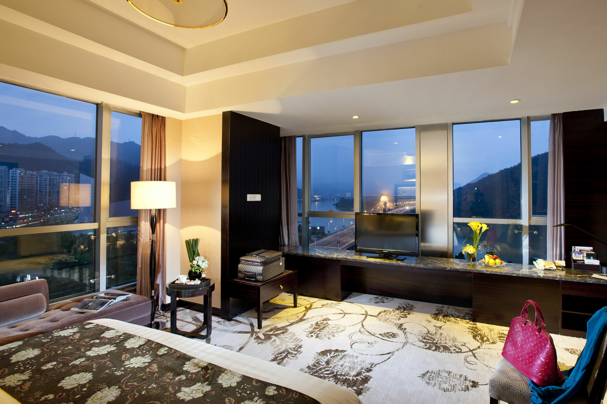 Jiande Peninsula Kai Hao Hotel Chun'an Exterior photo